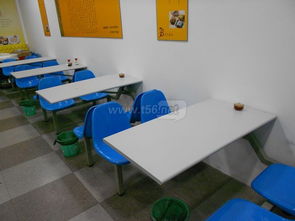 攜手優質家具，共創快餐輝煌 專業快餐桌椅，助您開店無憂